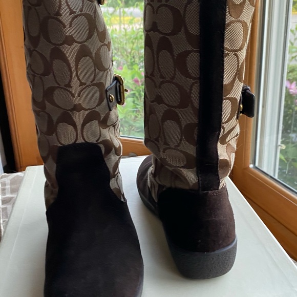 Coach Tinah Khaki Boots Size 6M - Picture 9 of 9